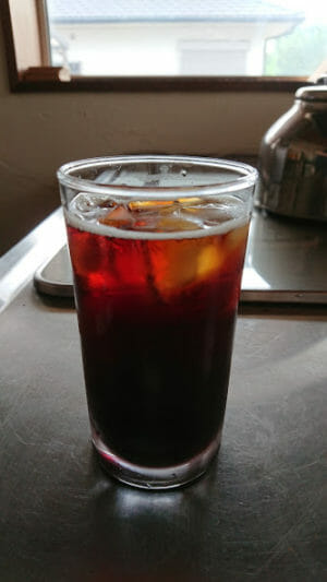 アイスコーヒーをドリップ急冷して作りましたーできあがりました。