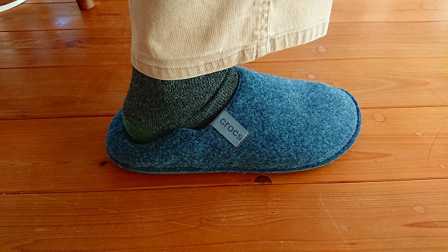クロックス ルームスリッパ(classic convertiible sliipper)