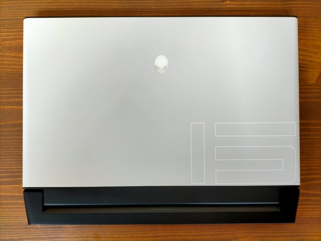 Alienware-m15R3