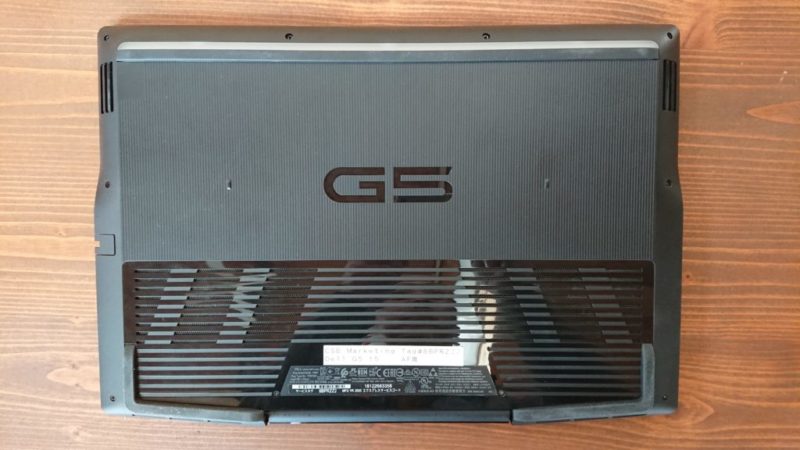 DELL G5 15 底面